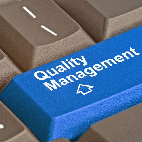 Thiết lập hệ thống QA/QC, kiểm soát chất lượng từ đầu vào đến thành phẩm. Đảm bảo sản phẩm đạt tiêu chuẩn kỹ thuật và yêu cầu thị trường.